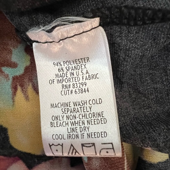 Attitudes by Renee Black Floral Tunic - Picture 4 of 4